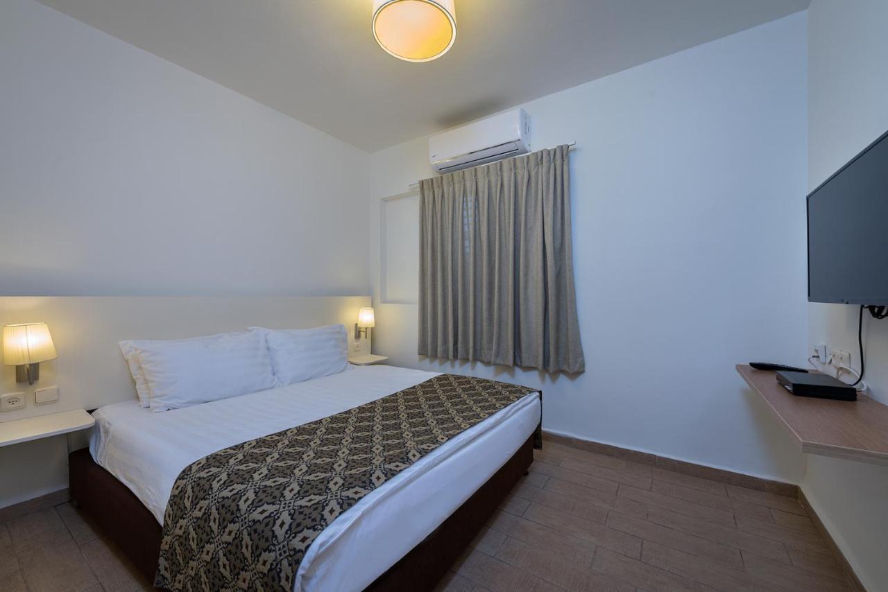Eilot Kibbutz Country Lodging เอลัต ภายนอก รูปภาพ