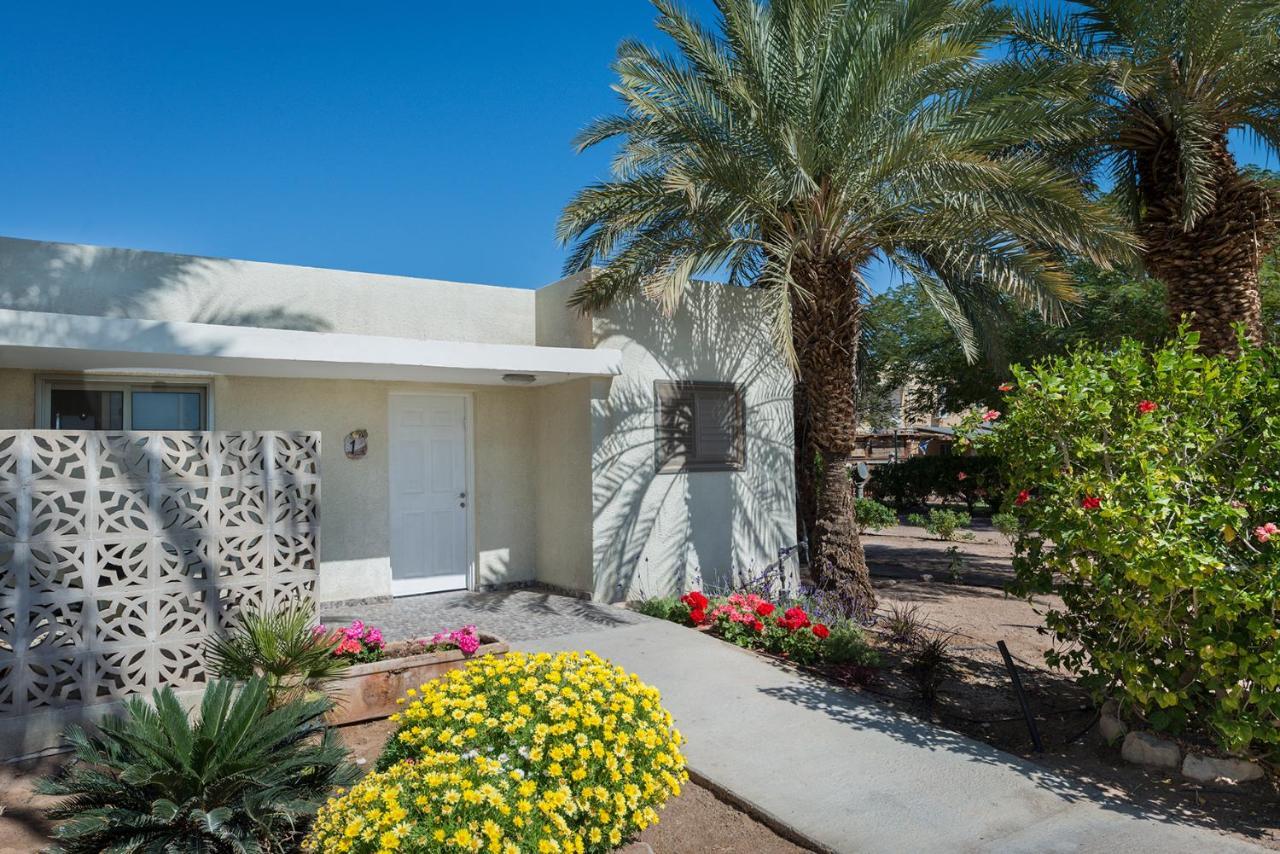 Eilot Kibbutz Country Lodging เอลัต ภายนอก รูปภาพ