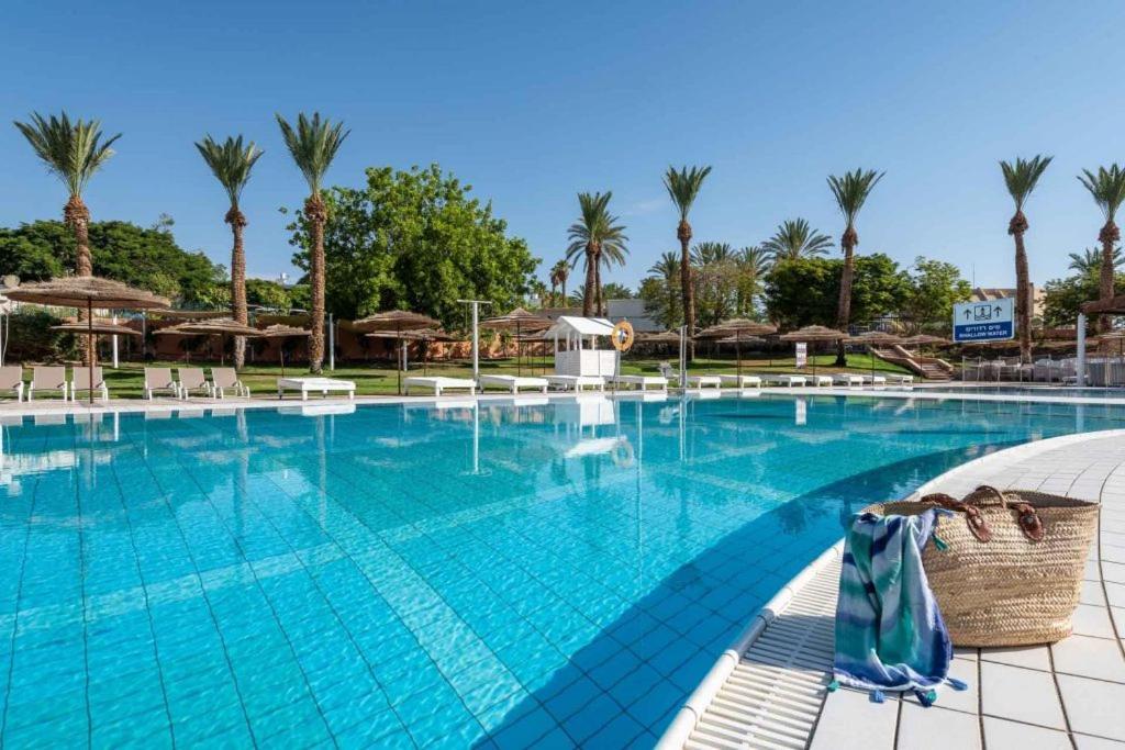 Eilot Kibbutz Country Lodging เอลัต ภายนอก รูปภาพ