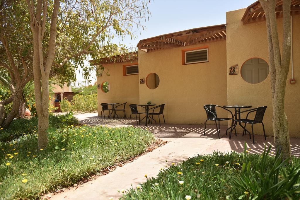 Eilot Kibbutz Country Lodging เอลัต ภายนอก รูปภาพ