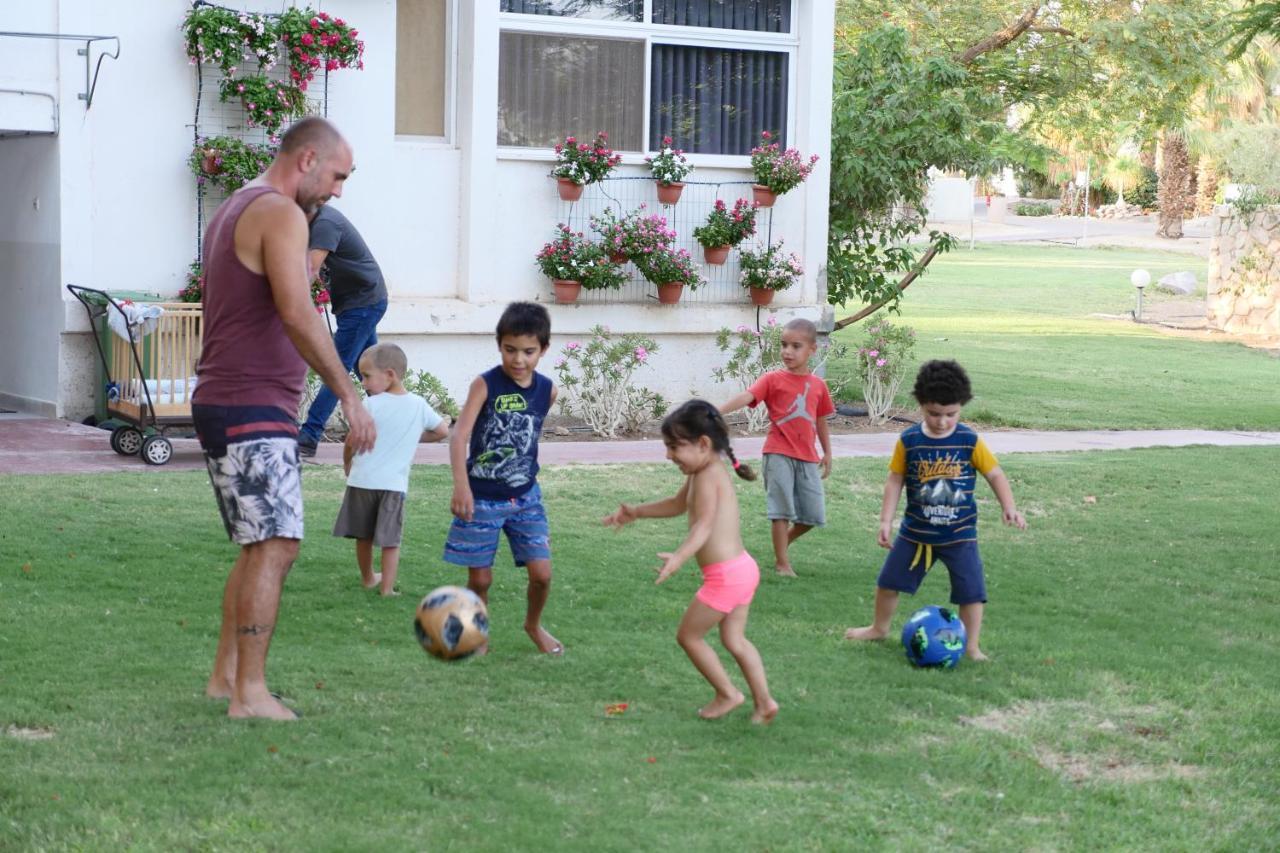 Eilot Kibbutz Country Lodging เอลัต ภายนอก รูปภาพ